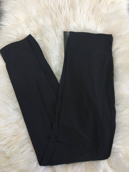 Plus Black Yoga