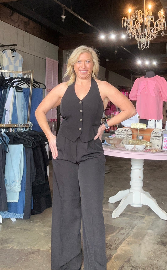 Chic Curve Halter Vest