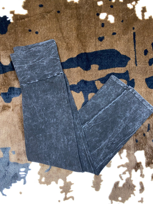 Mineral Wash Capris